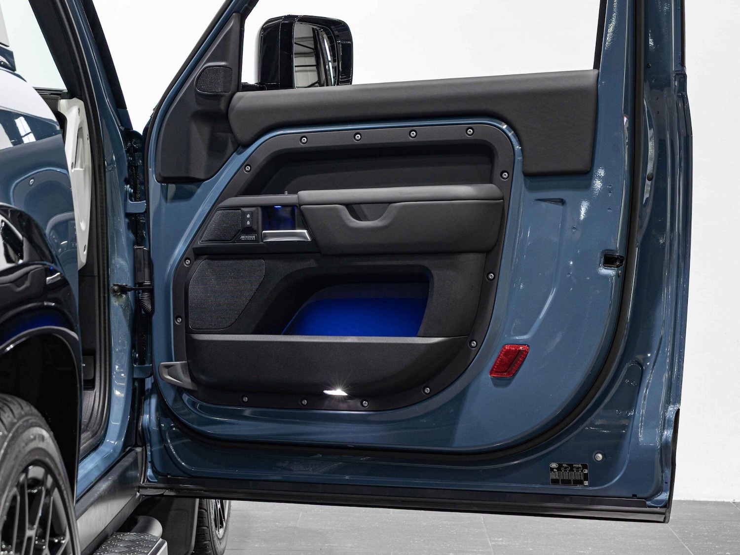 Used Land Rover Defender 2025 for sale - 76484626: Photo 18