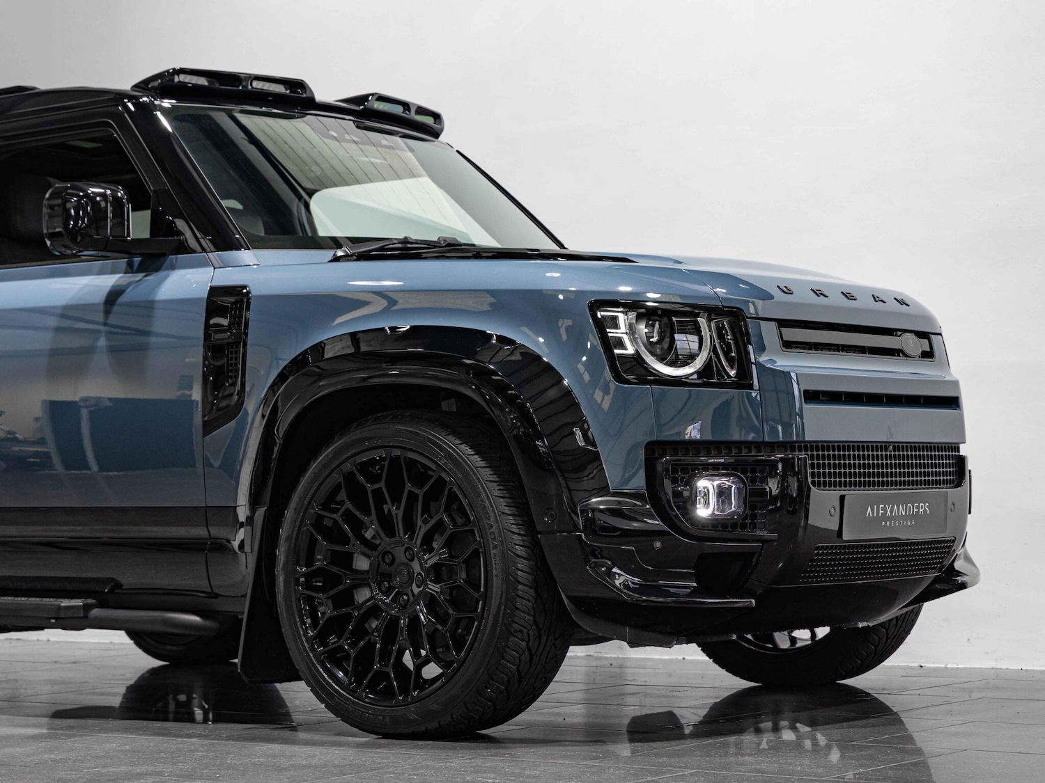 Used Land Rover Defender 2025 for sale - 76484626: Photo 24