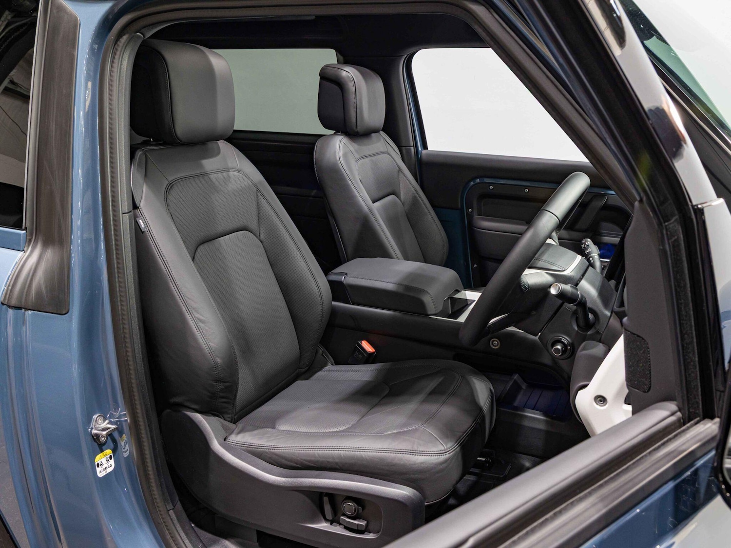 Used Land Rover Defender 2025 for sale - 76484626: Photo 8