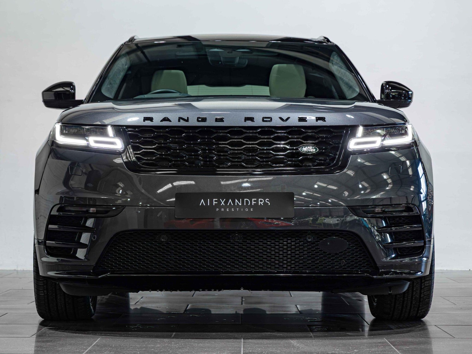 Used Land Rover Range Rover Velar 2023 for sale - 77081349: Photo 10