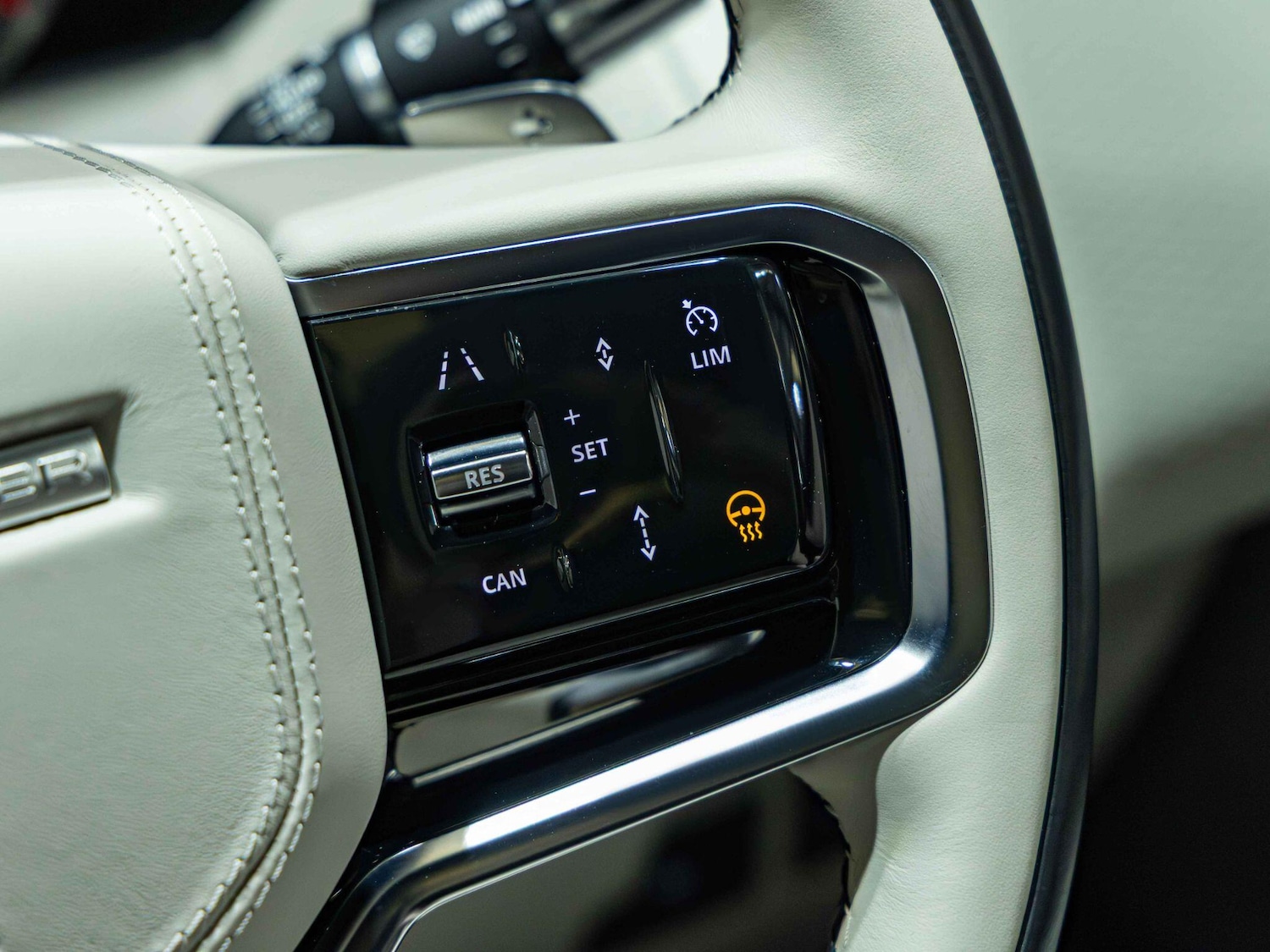 Used Land Rover Range Rover Velar 2023 for sale - 77081349: Photo 15