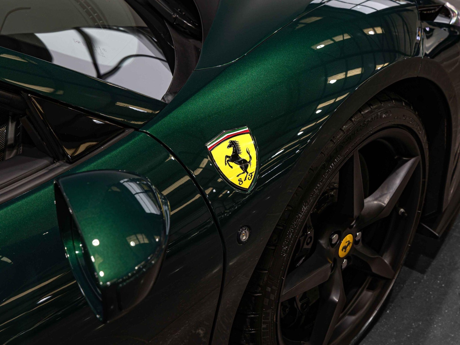 Used Ferrari F8 Spider 2023 for sale - 76990704: Photo 21