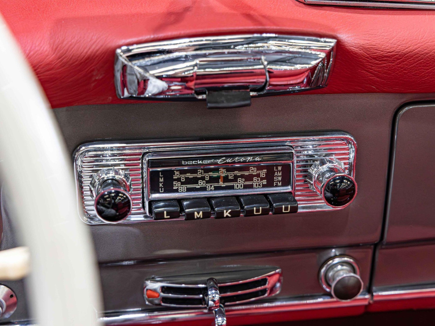 Used Mercedes-Benz 190 SL 2017 for sale - 76992560: Photo 11