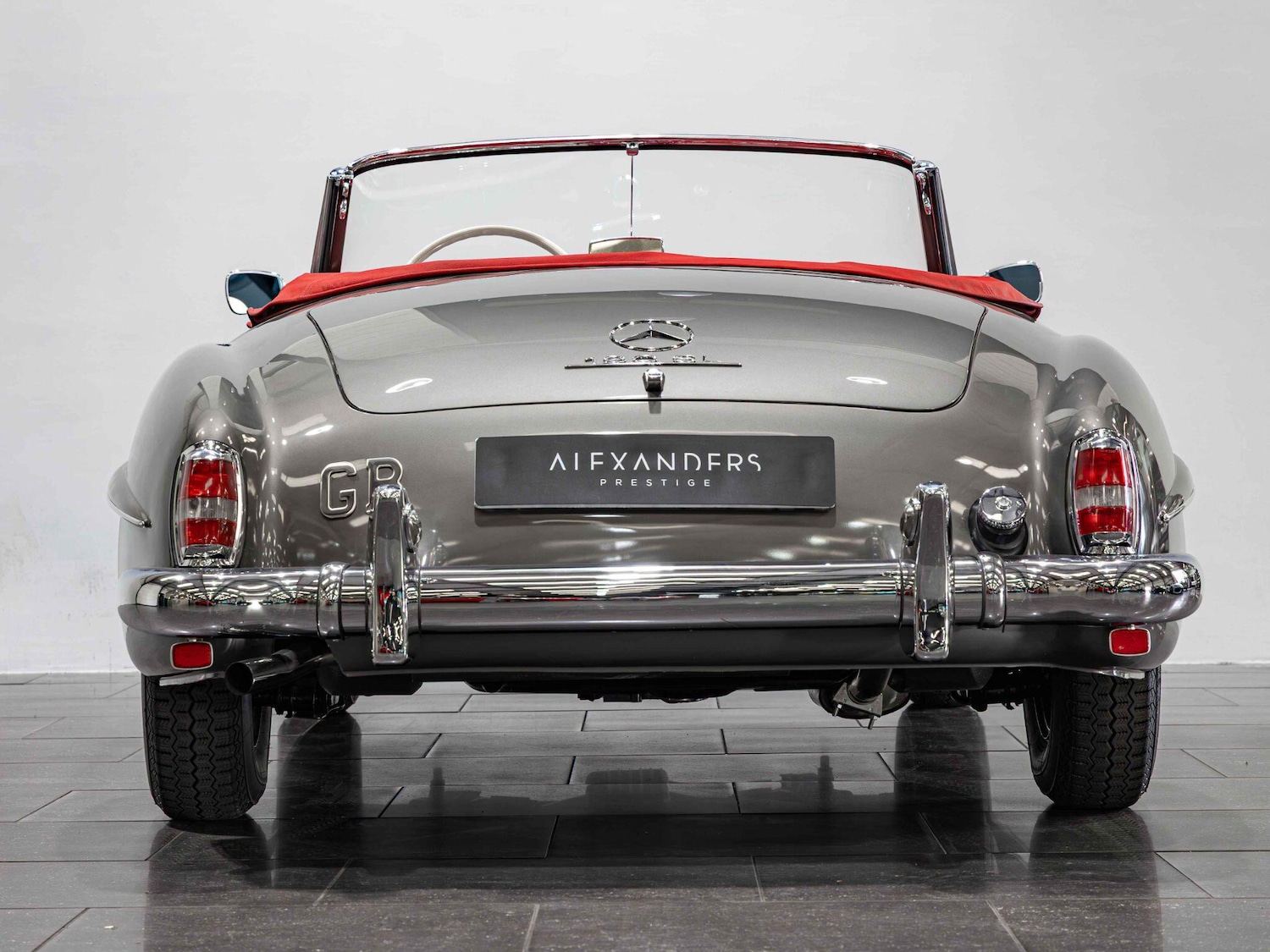 Used Mercedes-Benz 190 SL 2017 for sale - 76992560: Photo 25