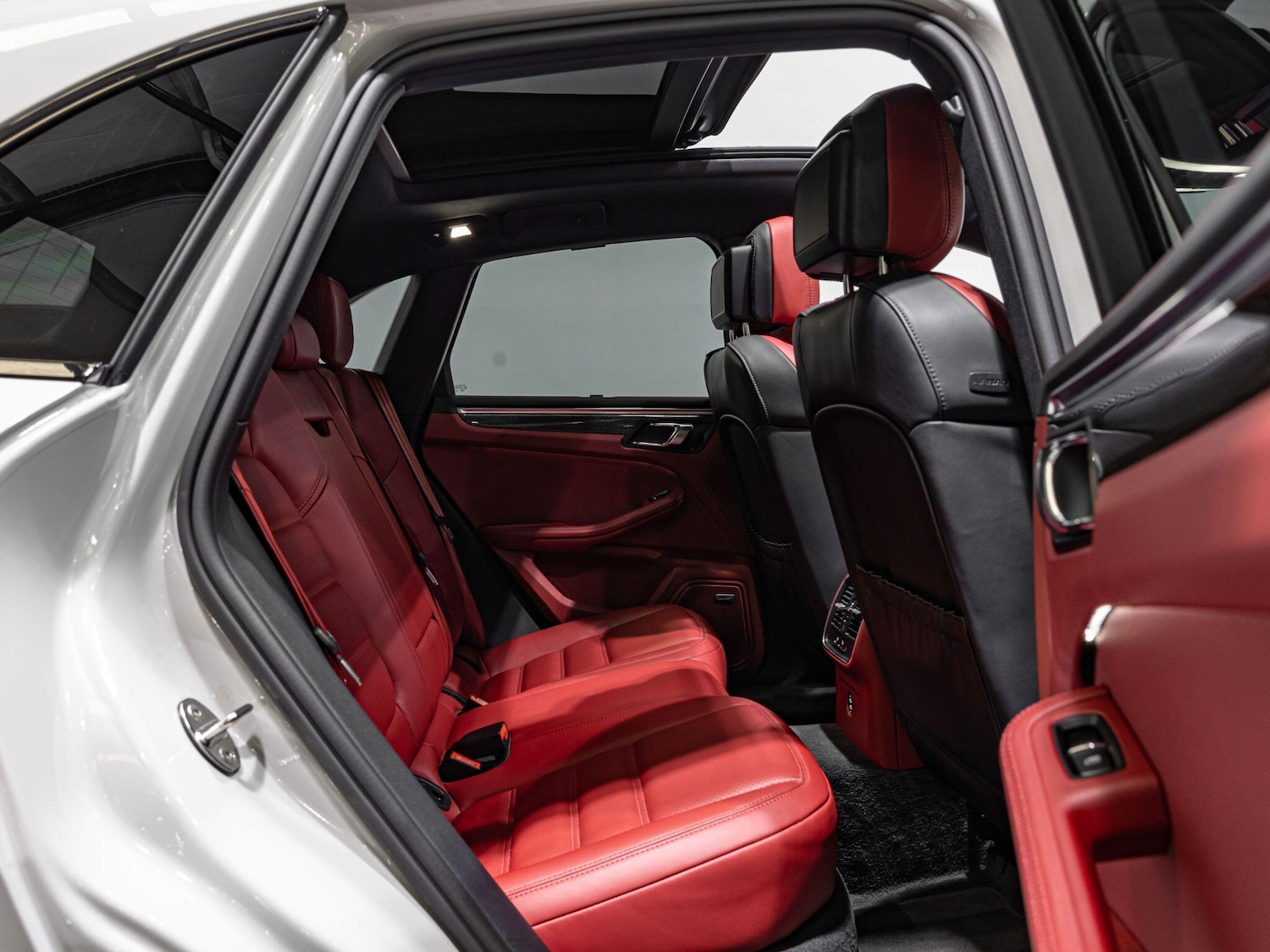 Used Porsche Macan for sale - 76997435: Photo 20