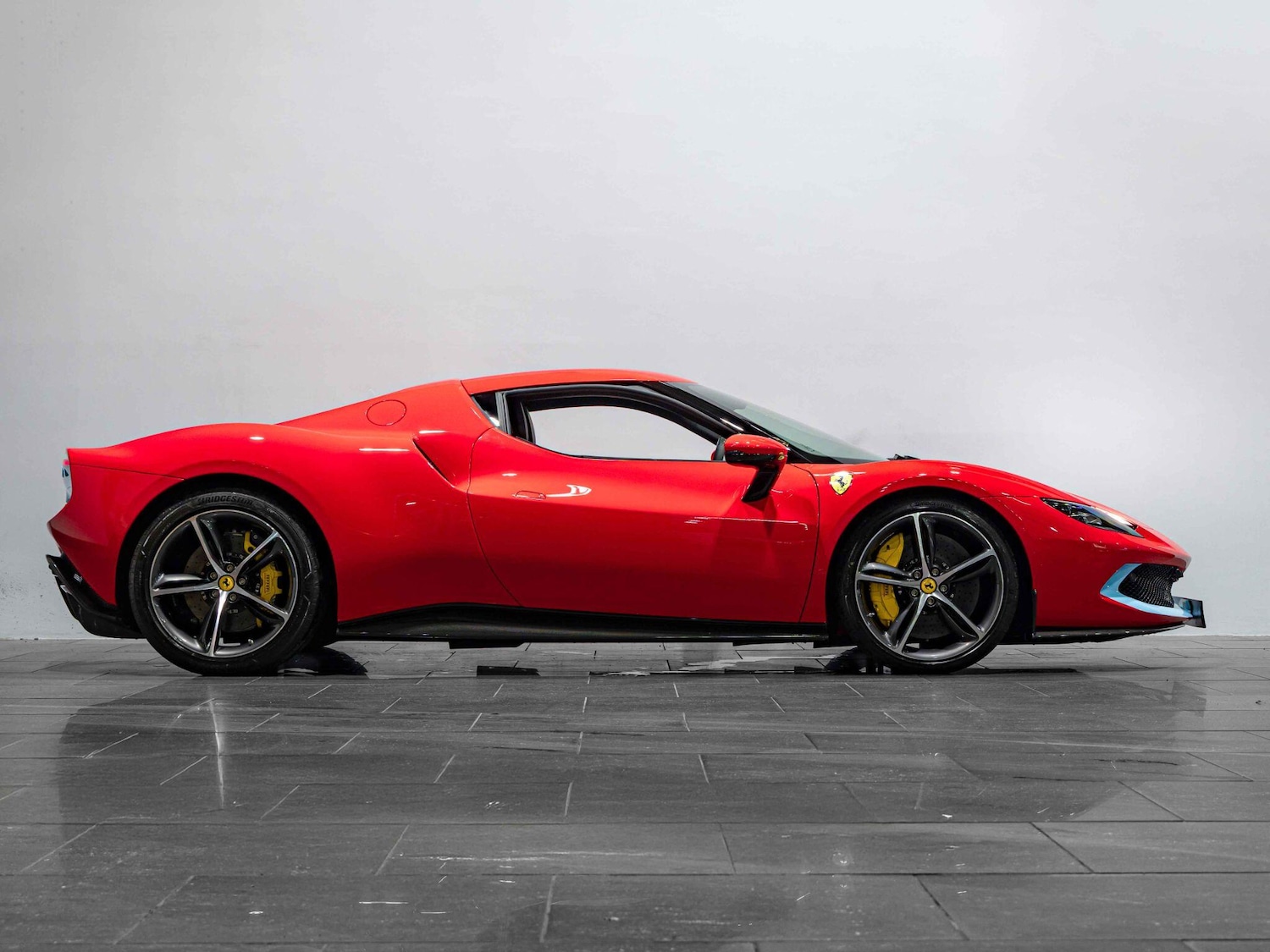 Used Ferrari 296 GTB for sale - 76995330: Photo 6