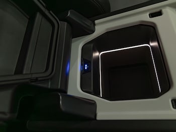 Used Land Rover Defender 90 2025 for sale - 77753381: Photo