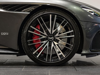Used Aston Martin DBS 2021 for sale - 77537560: Photo