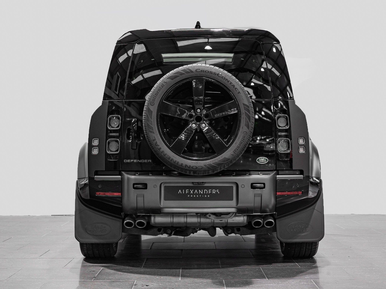 Used Land Rover Defender 110 for sale - 76997836: Photo 29