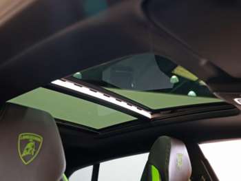 Used Lamborghini Urus 2024 for sale - 74837797: Photo