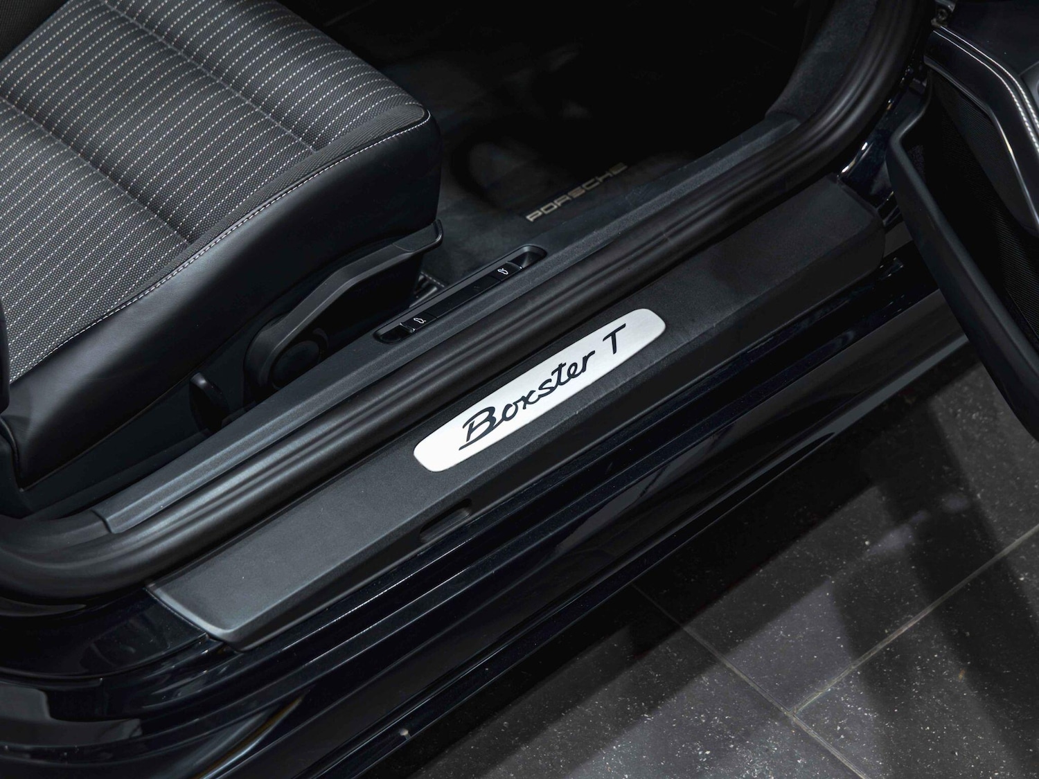 Used Porsche 718 Boxster 2021 for sale - 77684081: Photo 26