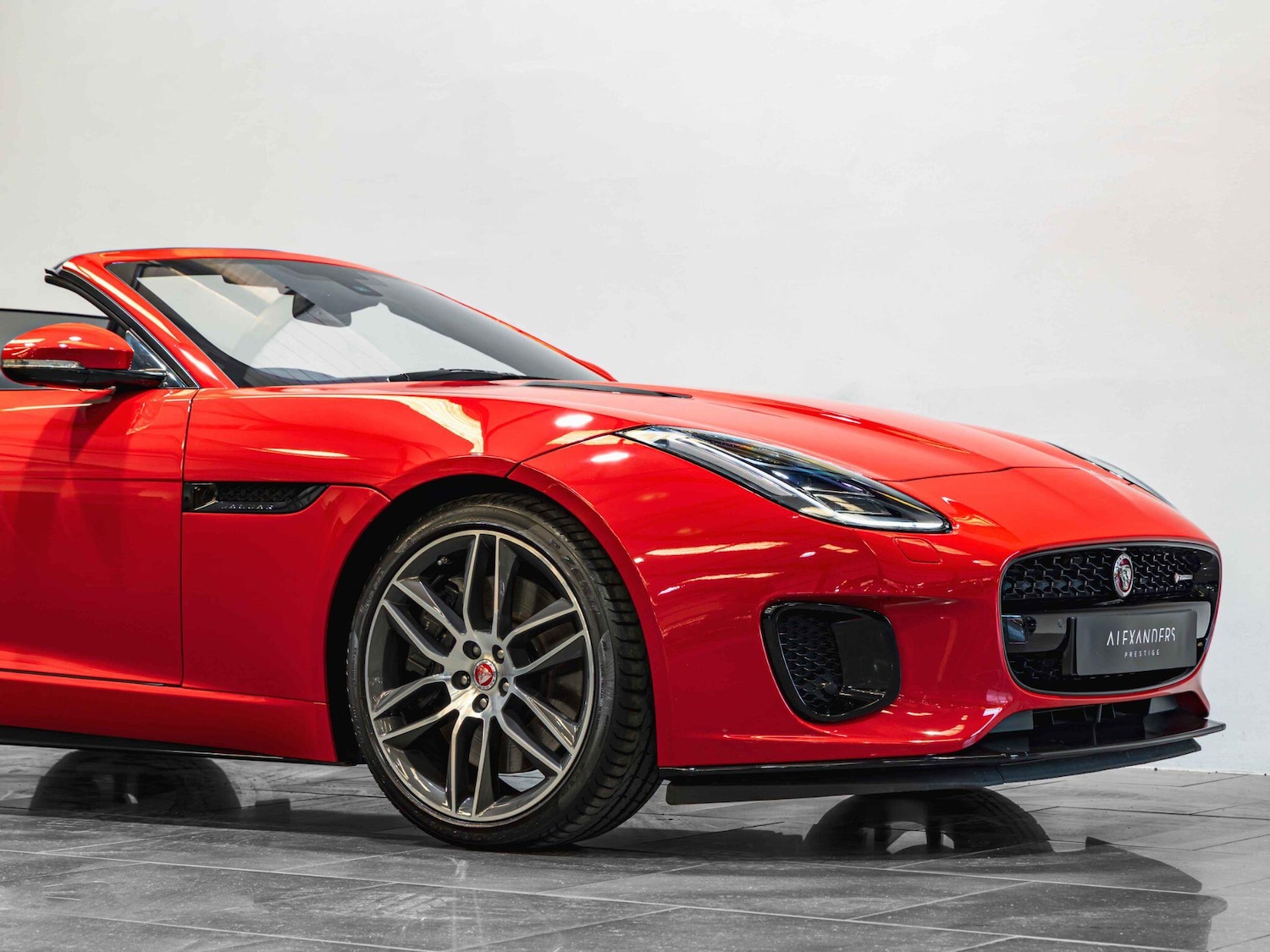 Used Jaguar F-Type 2019 for sale - 77657716: Photo 13