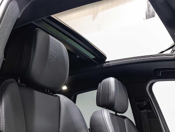 Used Porsche Macan 2021 for sale - 75914800: Photo