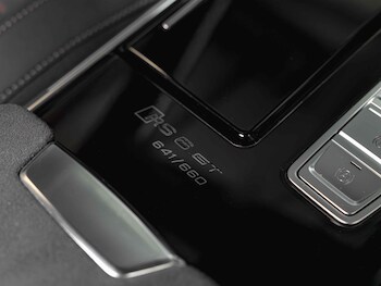 Used Audi RS6 Avant 2025 for sale - 78854883: Photo