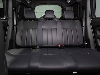 Used Land Rover Defender 110 2024 for sale - 76619784: Photo