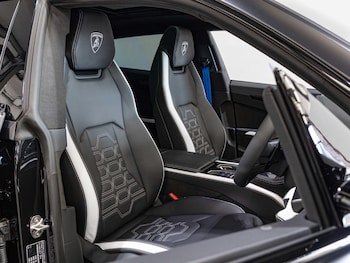 Used Lamborghini Urus 2025 for sale - 75552431: Photo