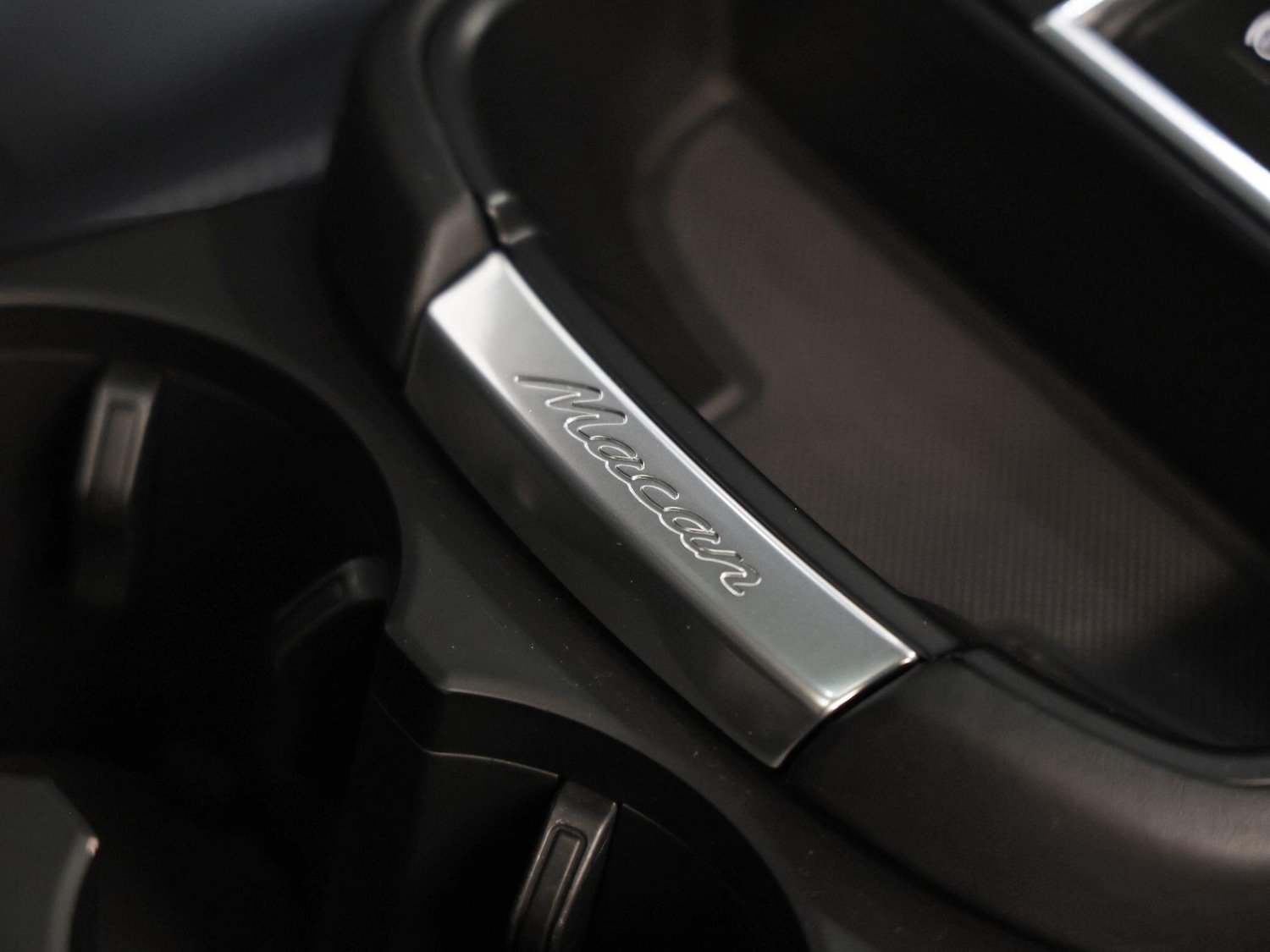 Used Porsche Macan 2023 for sale - 77155451: Photo 18