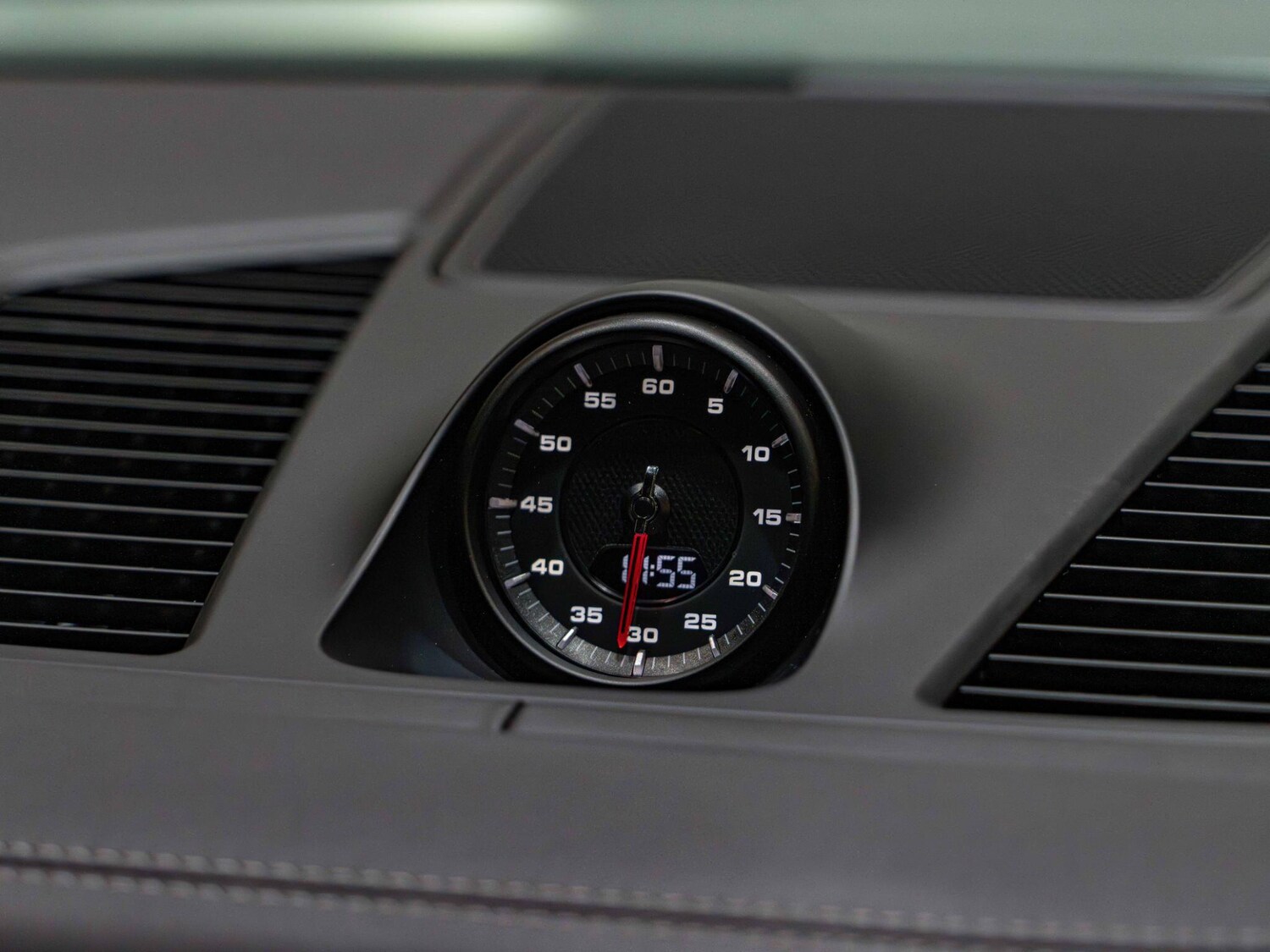 Used Porsche Cayenne for sale - 76151351: Photo 14