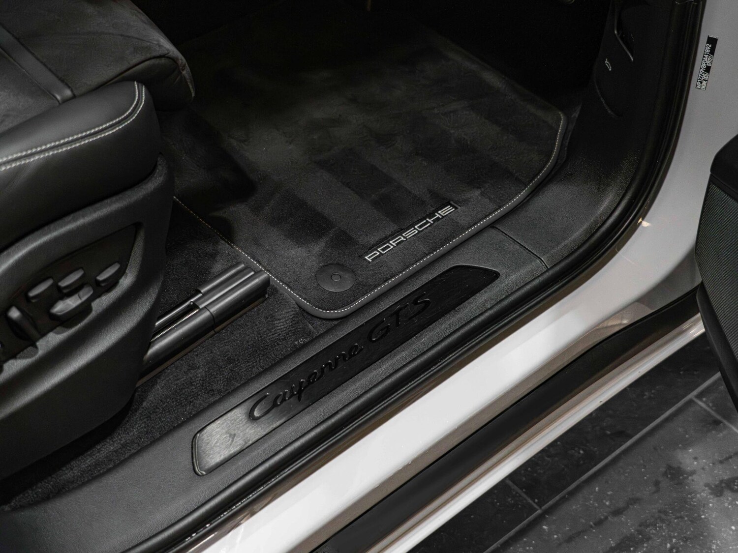 Used Porsche Cayenne for sale - 76151351: Photo 18