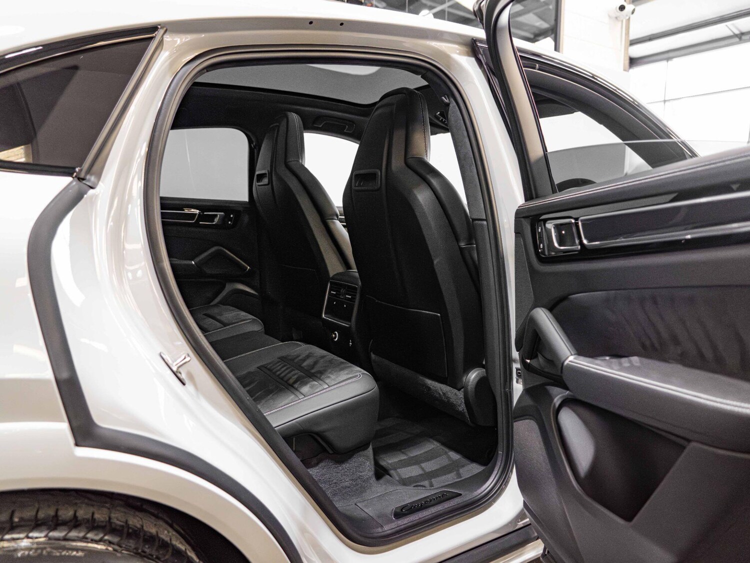 Used Porsche Cayenne for sale - 76151351: Photo 19