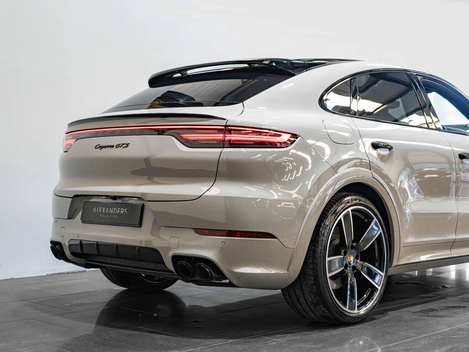 Used Porsche Cayenne for sale - 76151351: Photo 26