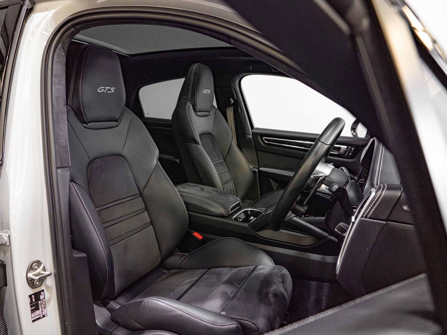 Used Porsche Cayenne for sale - 76151351: Photo 7