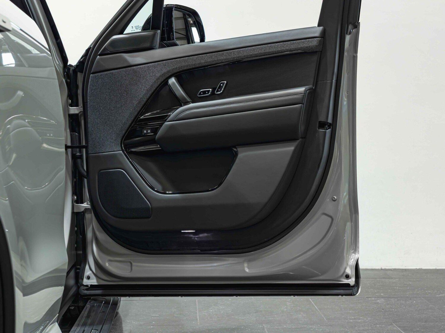 Used Land Rover Range Rover Sport 2023 for sale - 77684129: Photo 23