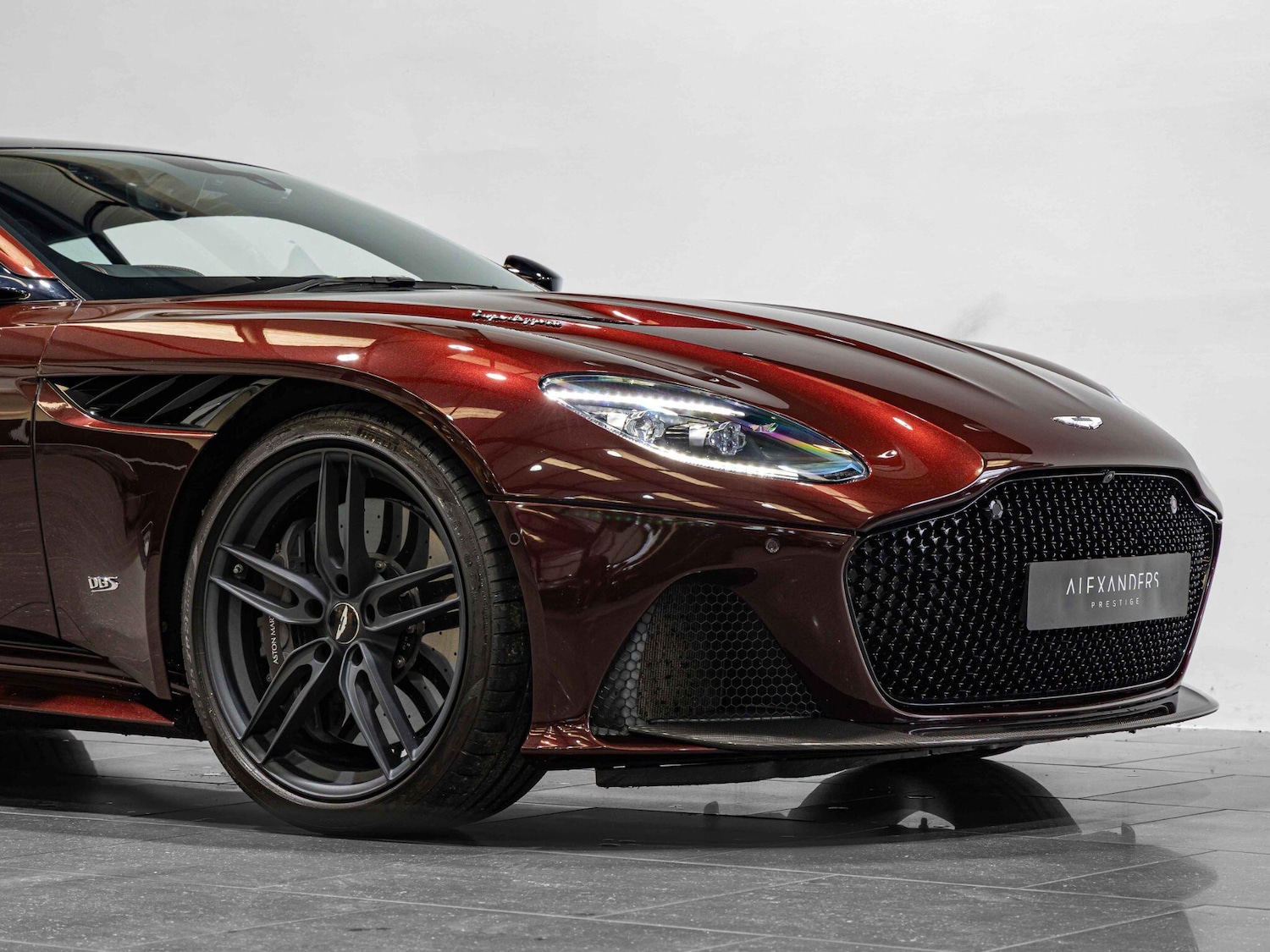 Used Aston Martin DBS 2018 for sale - 76295555: Photo 12