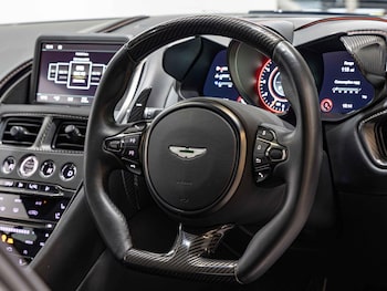 Used Aston Martin DBS 2018 for sale - 76295555: Photo