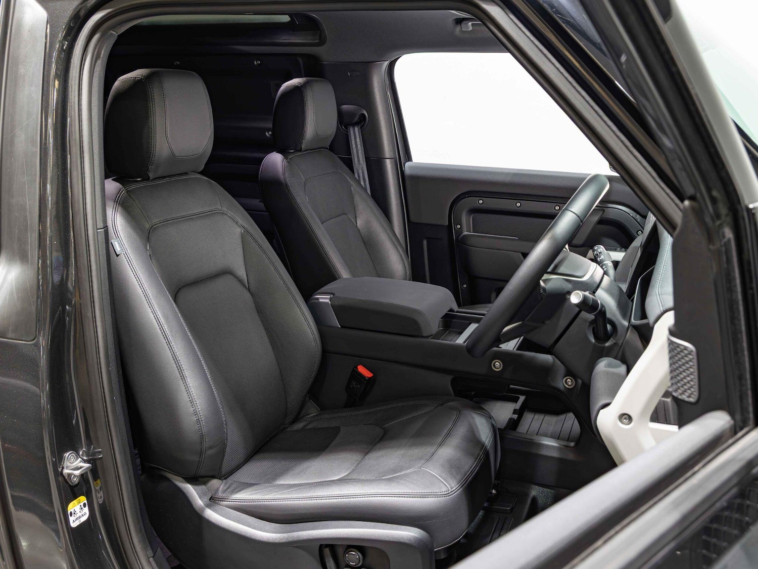 Used Land Rover Defender 2023 for sale - 76996457: Photo 7