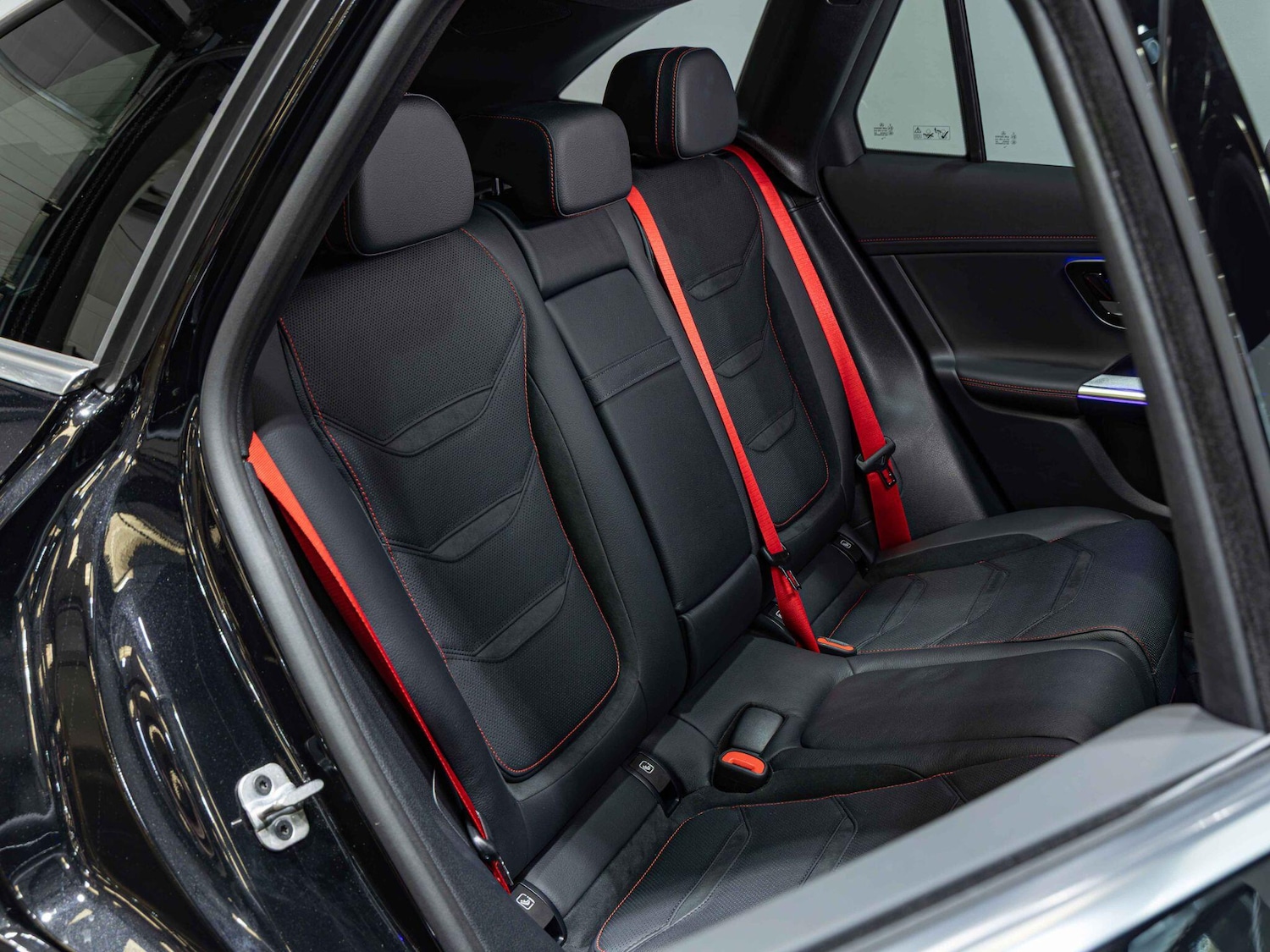 Used Mercedes-Benz GLC 2024 for sale - 77120019: Photo 29