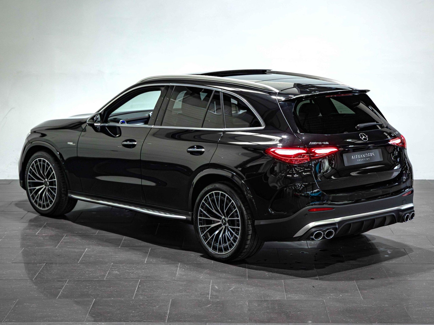 Used Mercedes-Benz GLC 2024 for sale - 77120019: Photo 6