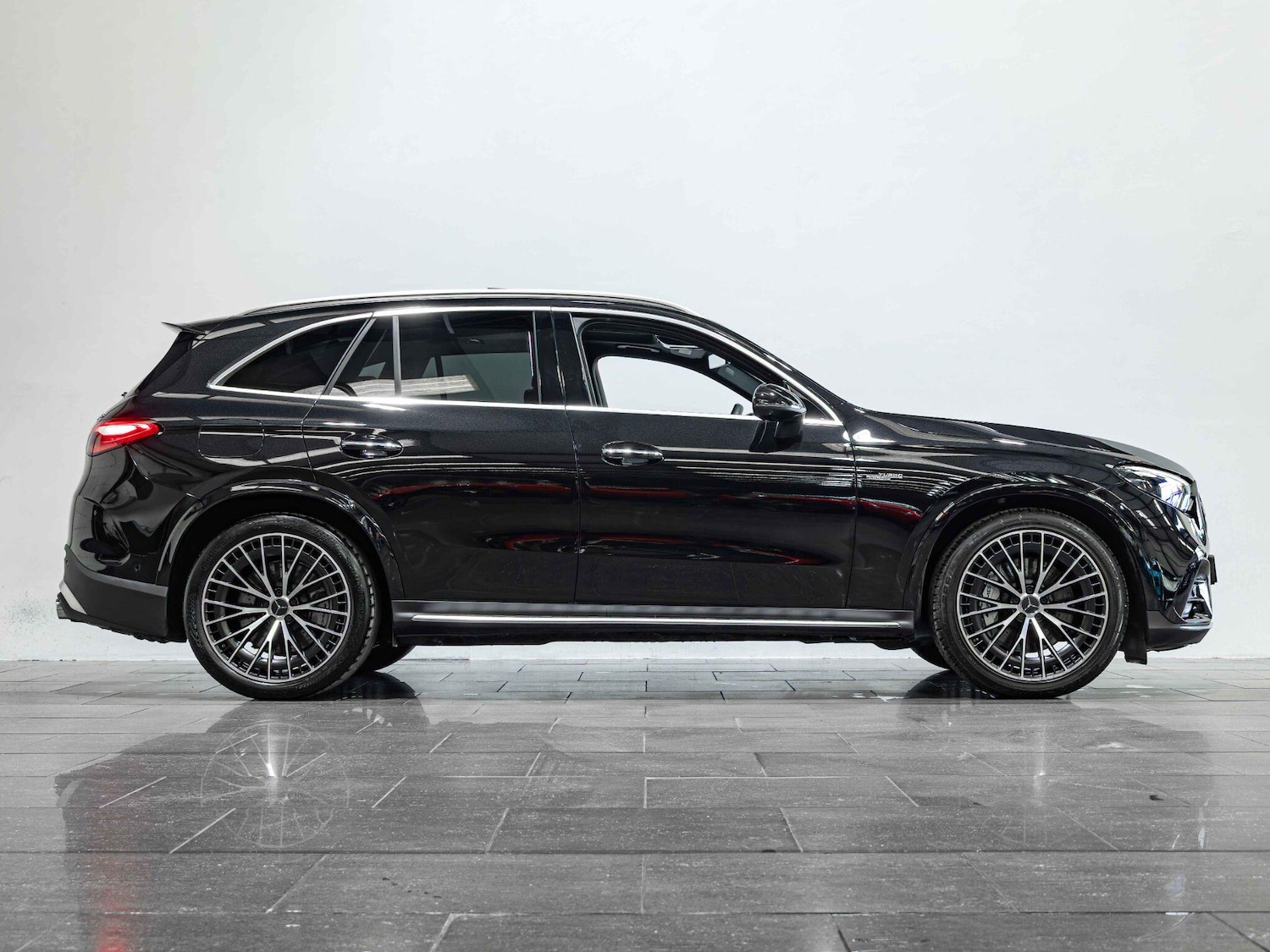 Used Mercedes-Benz GLC 2024 for sale - 77120019: Photo 7