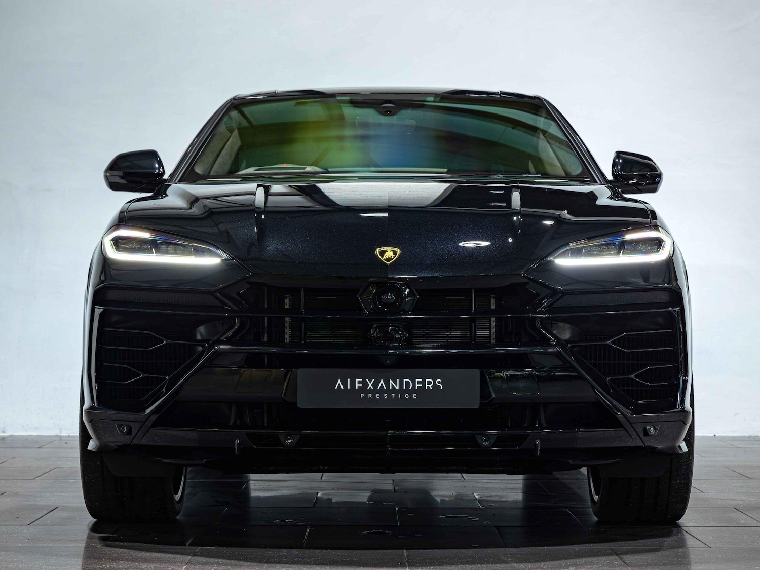 Used Lamborghini Urus 2025 for sale - 77142918: Photo 10