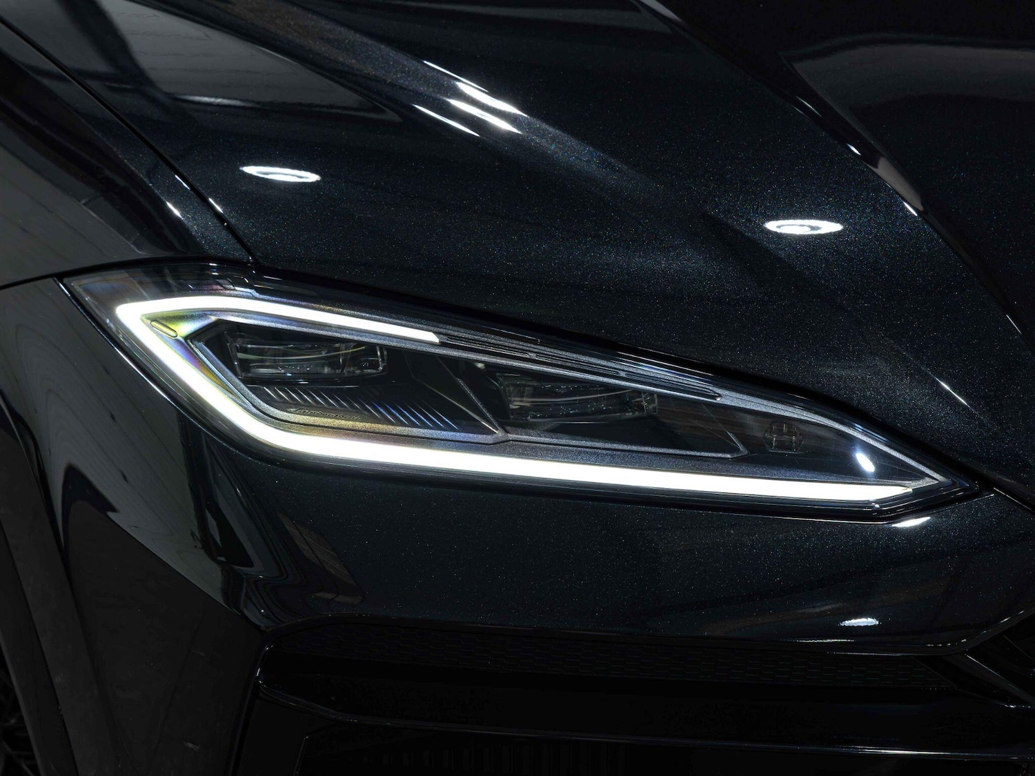 Used Lamborghini Urus 2025 for sale - 77142918: Photo 14