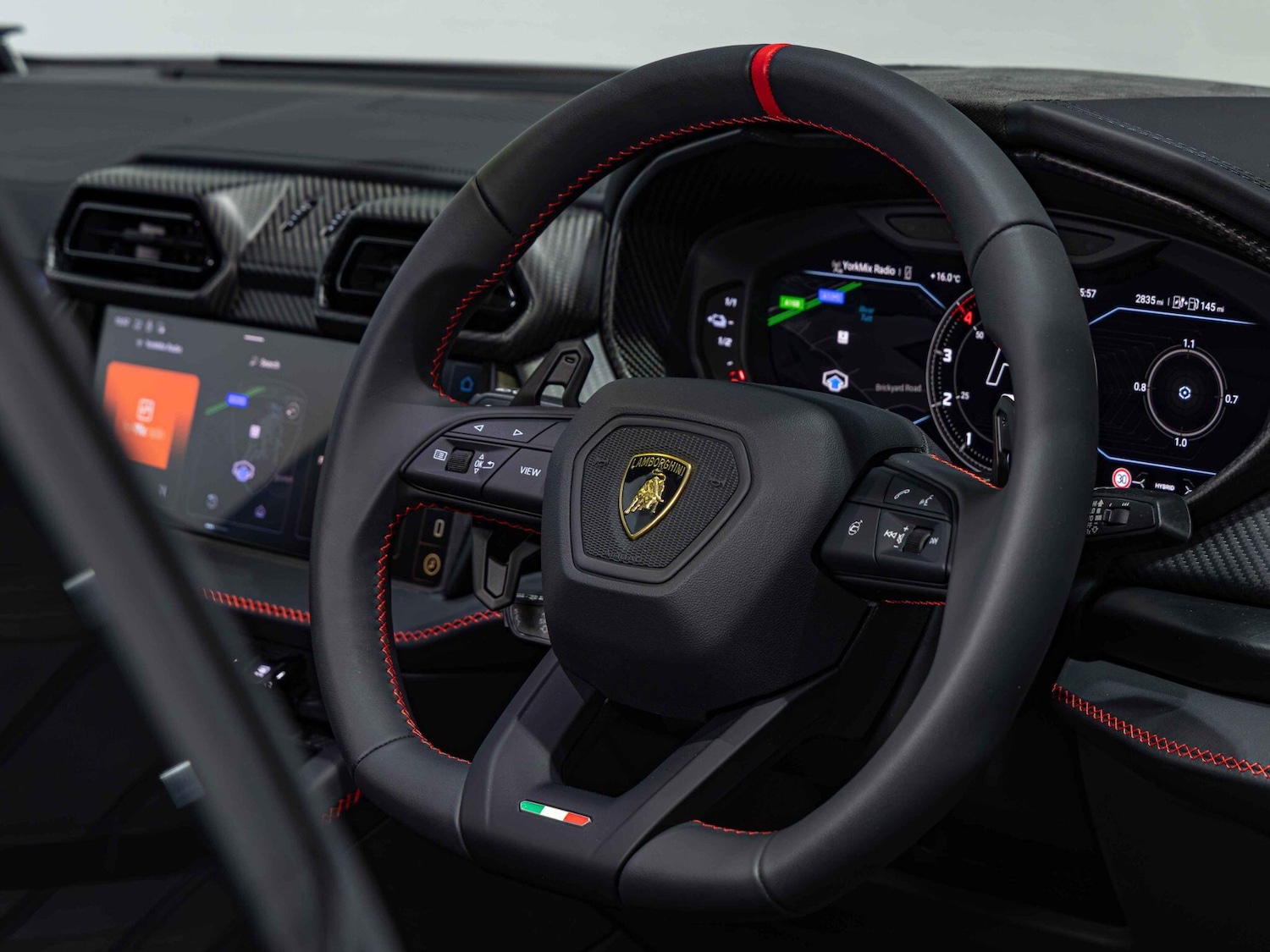 Used Lamborghini Urus 2025 for sale - 77142918: Photo 19