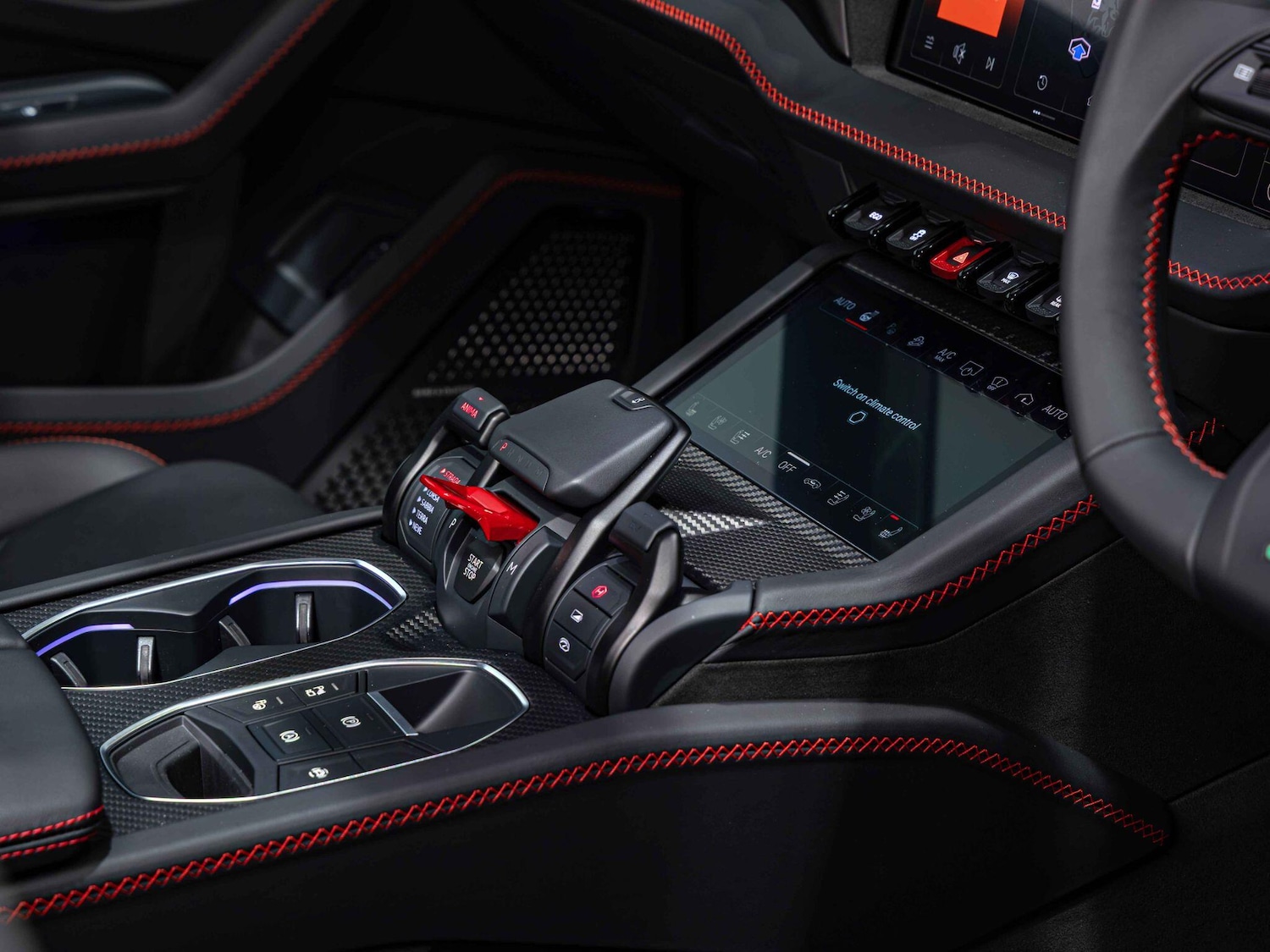 Used Lamborghini Urus 2025 for sale - 77142918: Photo 26