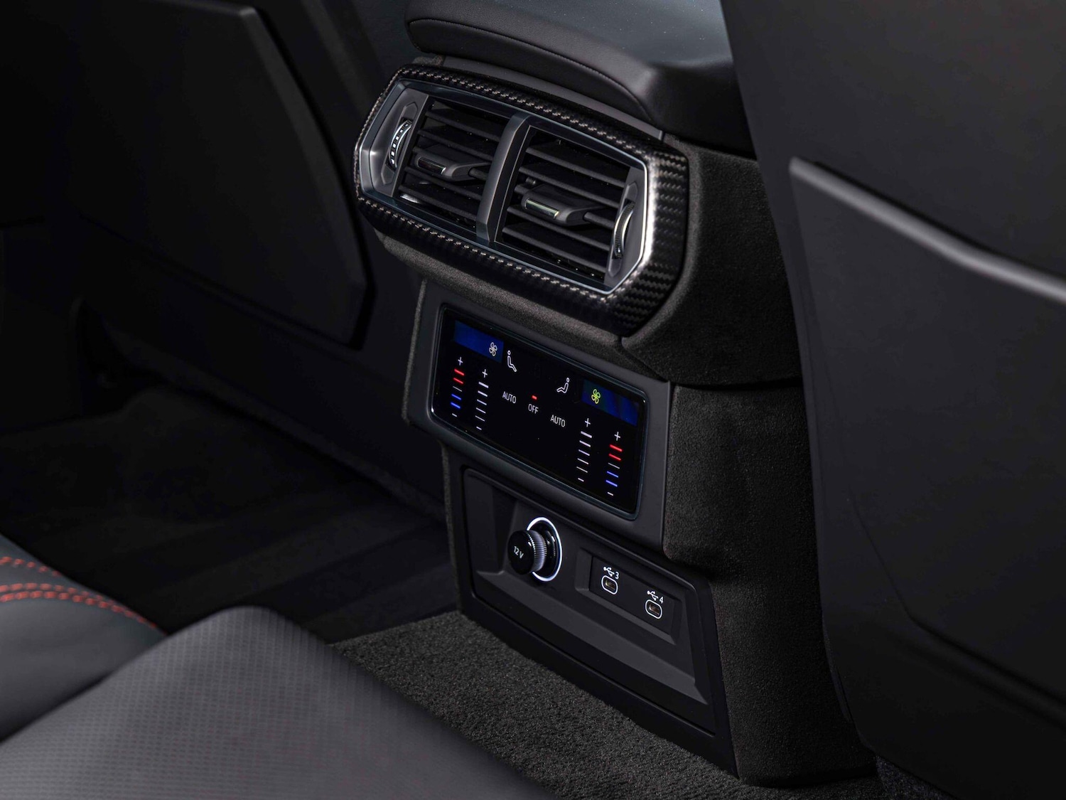 Used Lamborghini Urus 2025 for sale - 77142918: Photo 29