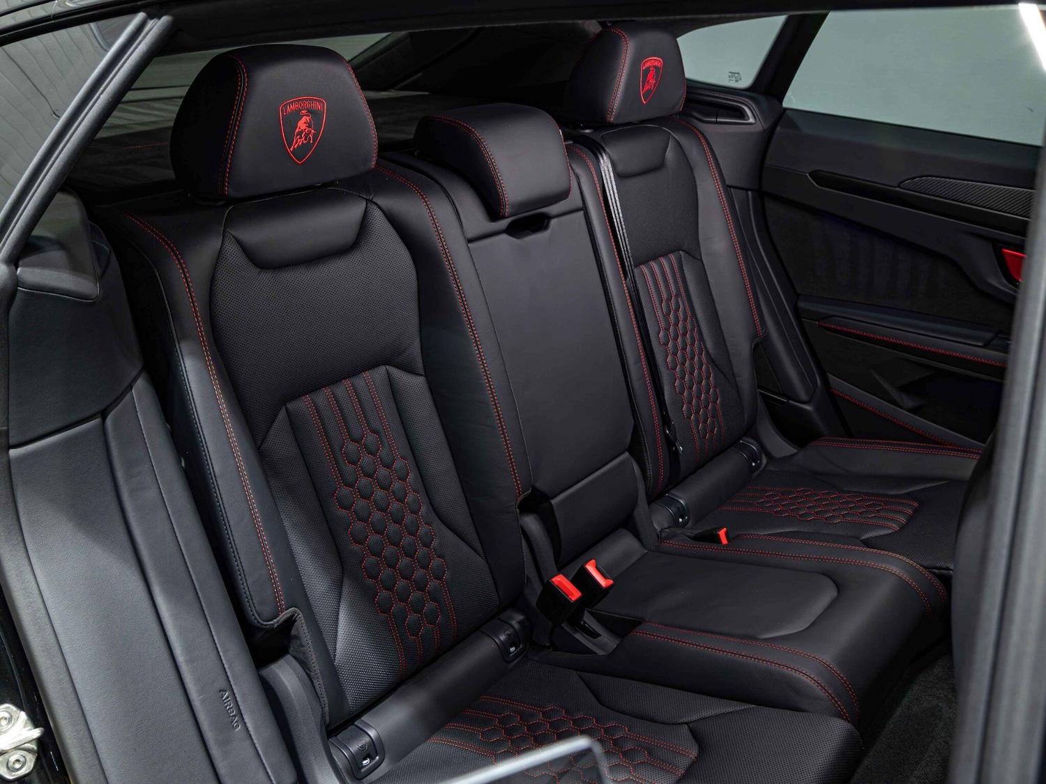 Used Lamborghini Urus 2025 for sale - 77142918: Photo 31