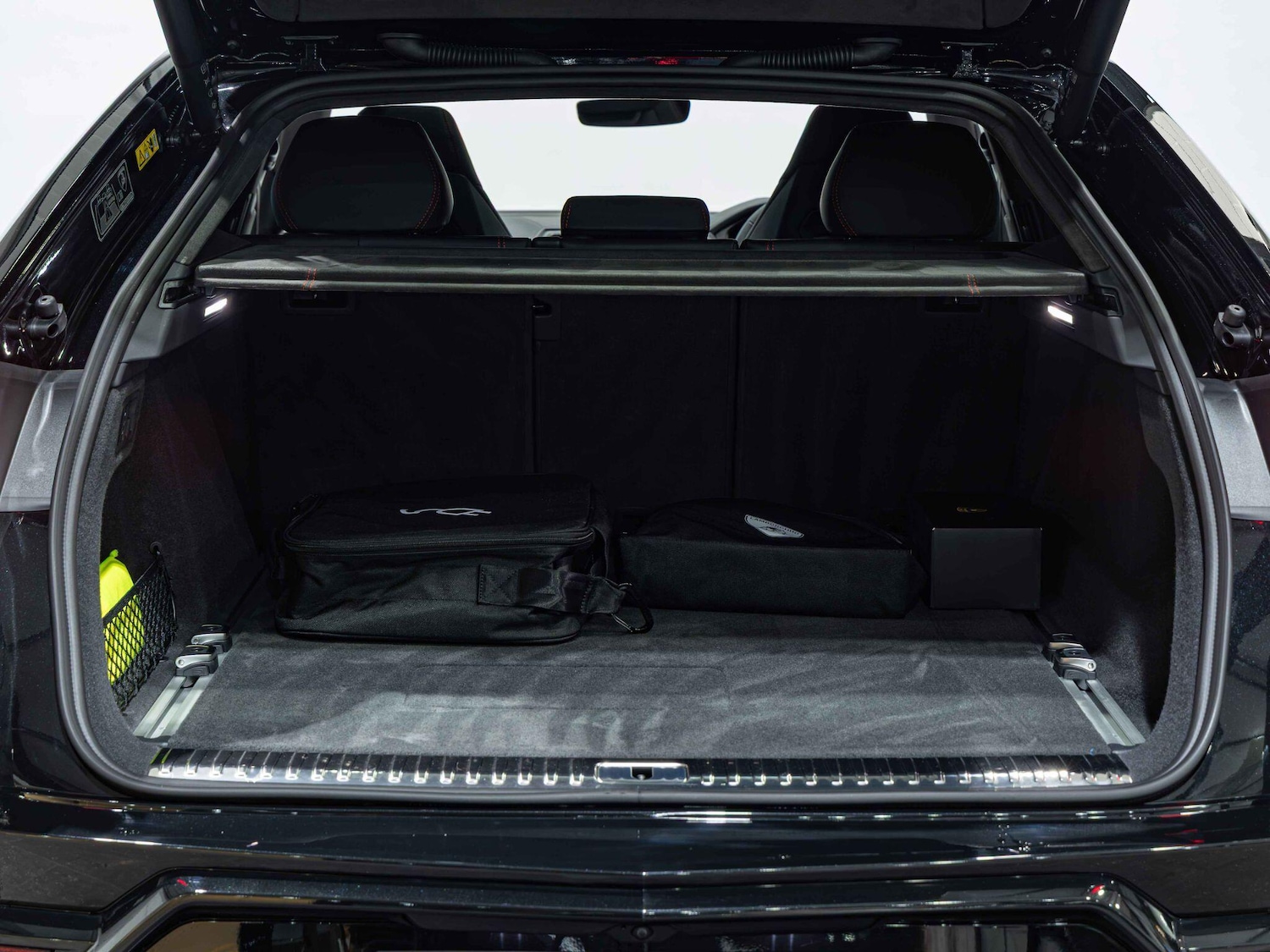 Used Lamborghini Urus 2025 for sale - 77142918: Photo 32