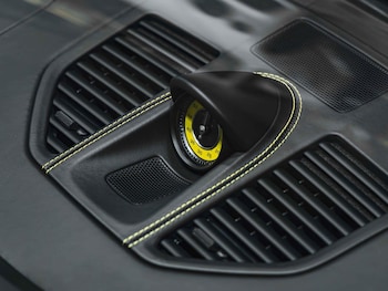 Used Porsche 911 2023 for sale - 78204103: Photo