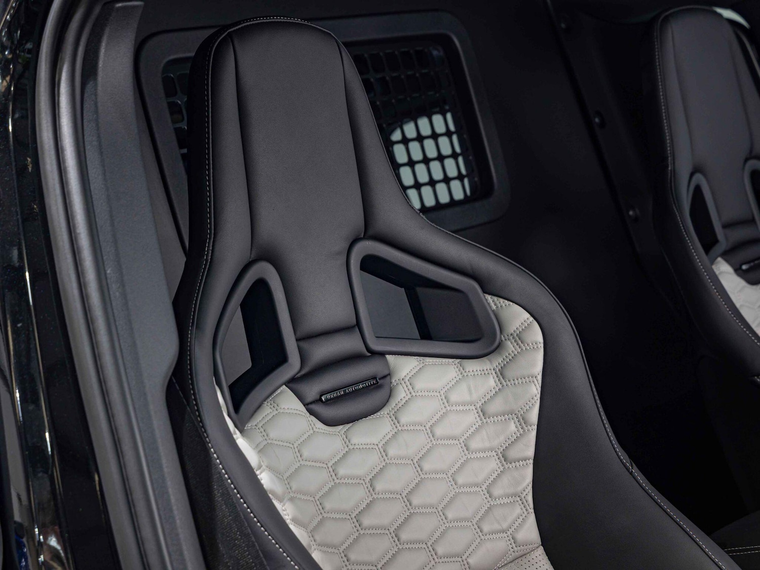 Used Land Rover Defender 110 for sale - 76513466: Photo 21