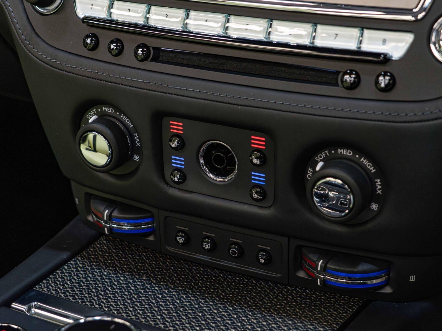 Used Rolls-Royce Silver Dawn 2022 for sale - 76550992: Photo 17