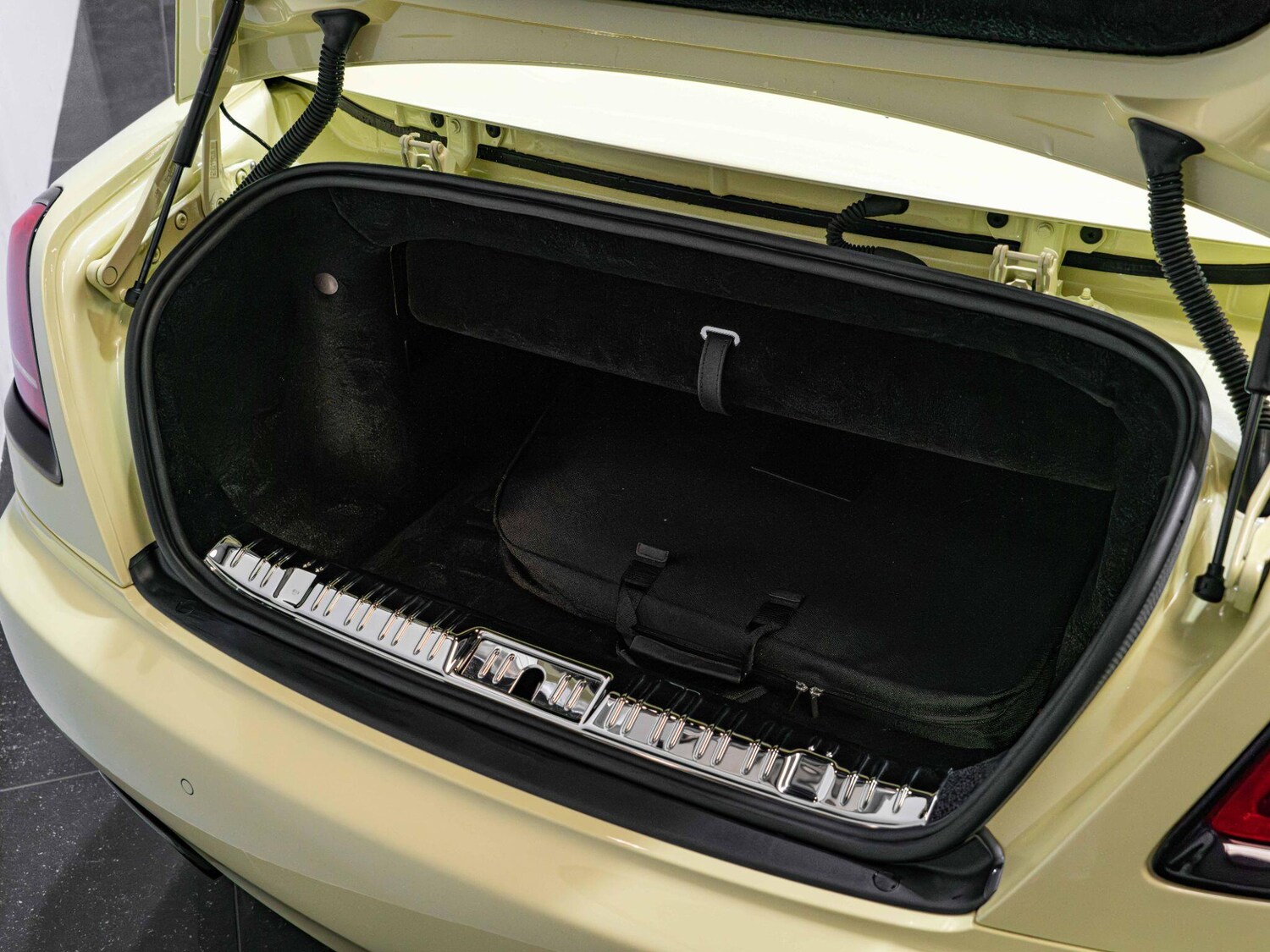 Used Rolls-Royce Silver Dawn 2022 for sale - 76550992: Photo 41