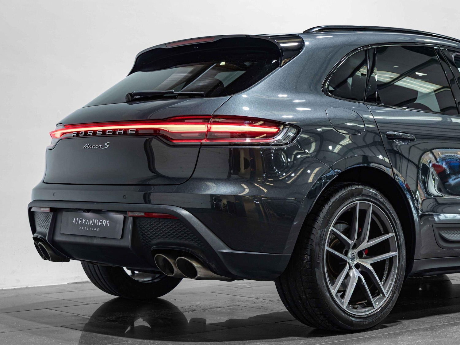 Used Porsche Macan for sale - 76765084: Photo 21