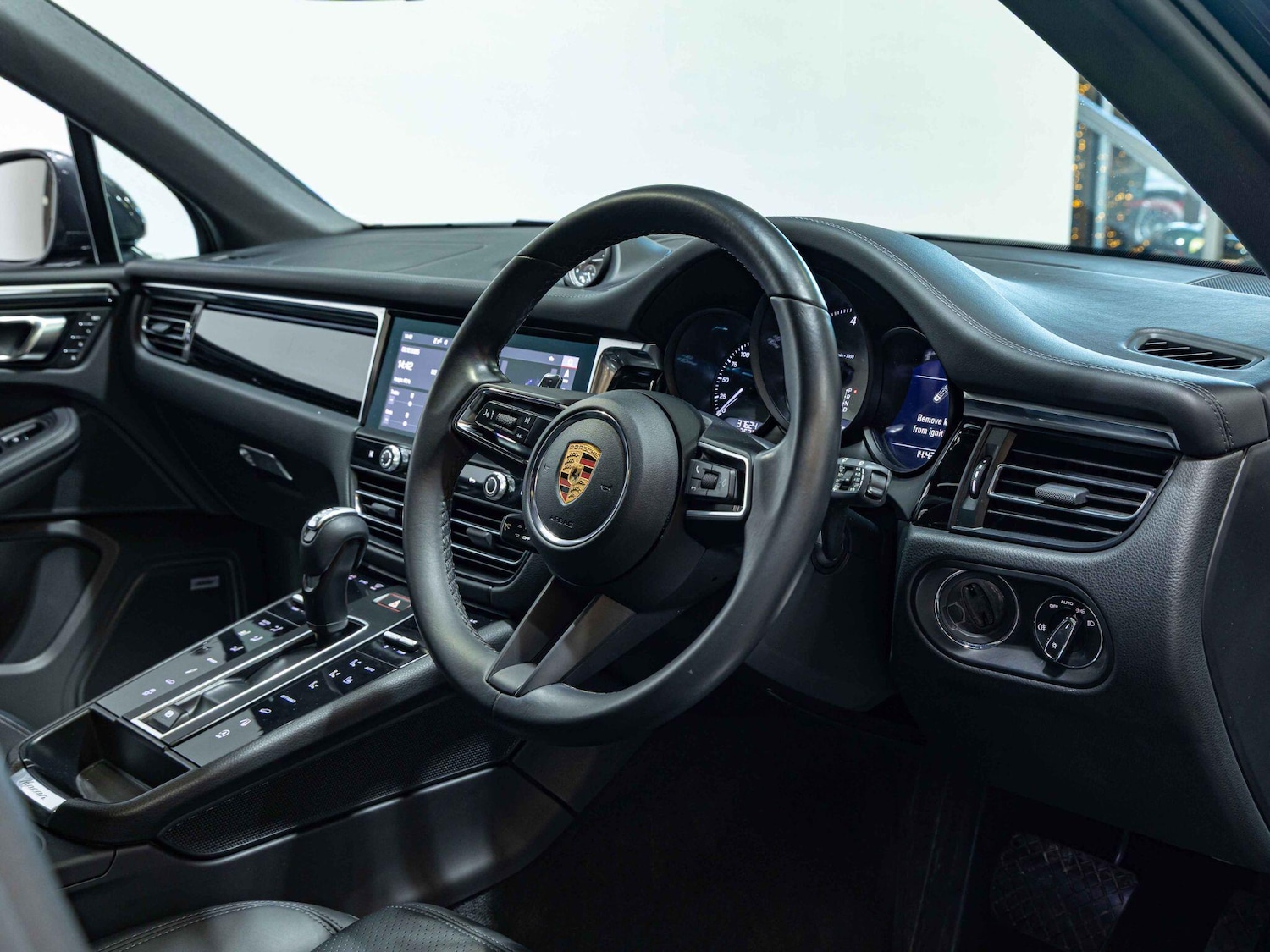 Used Porsche Macan for sale - 76765084: Photo 7