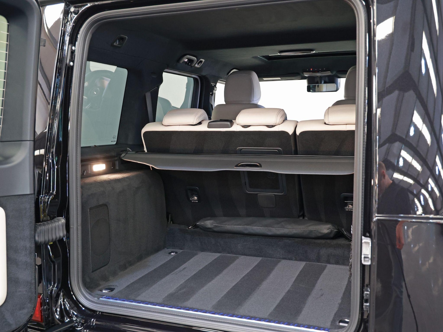 Vehicle 29