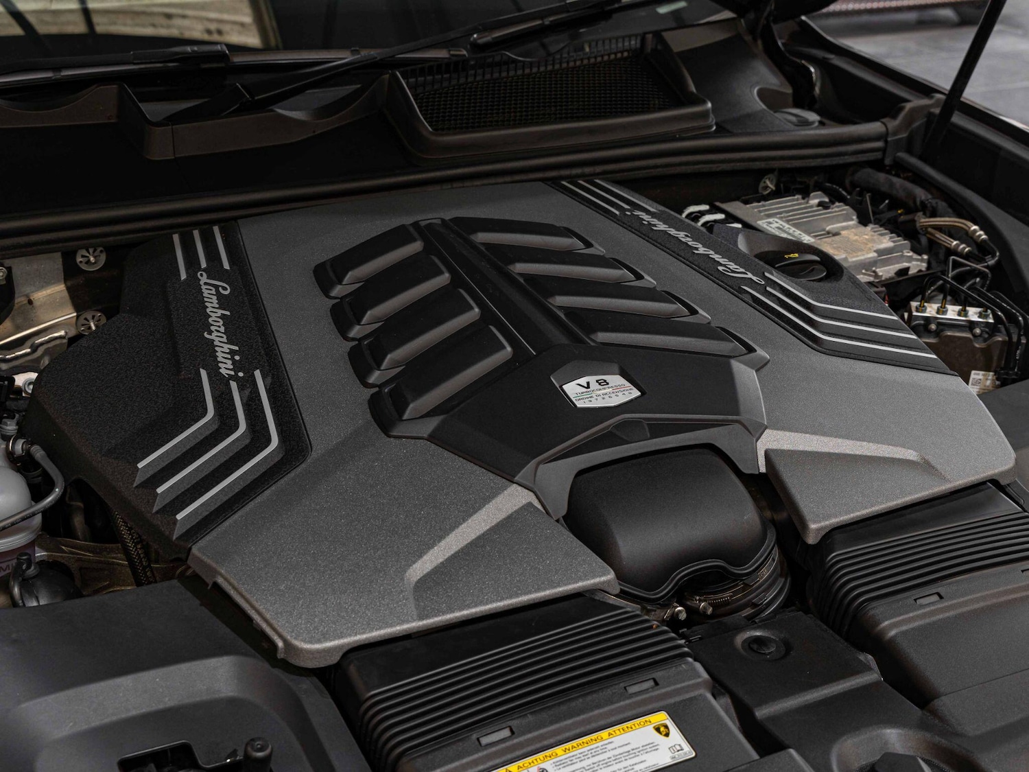 Used Lamborghini Urus 2021 for sale - 76138087: Photo 27