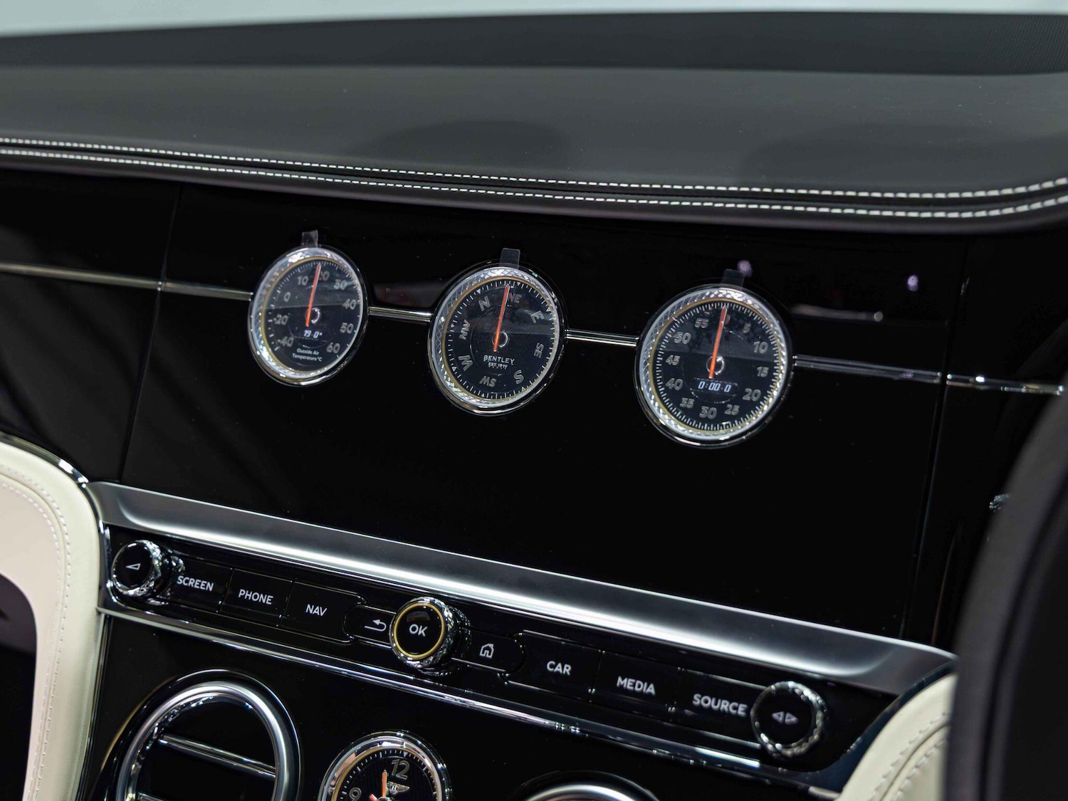 Used Bentley Continental 2022 for sale - 77469135: Photo 3