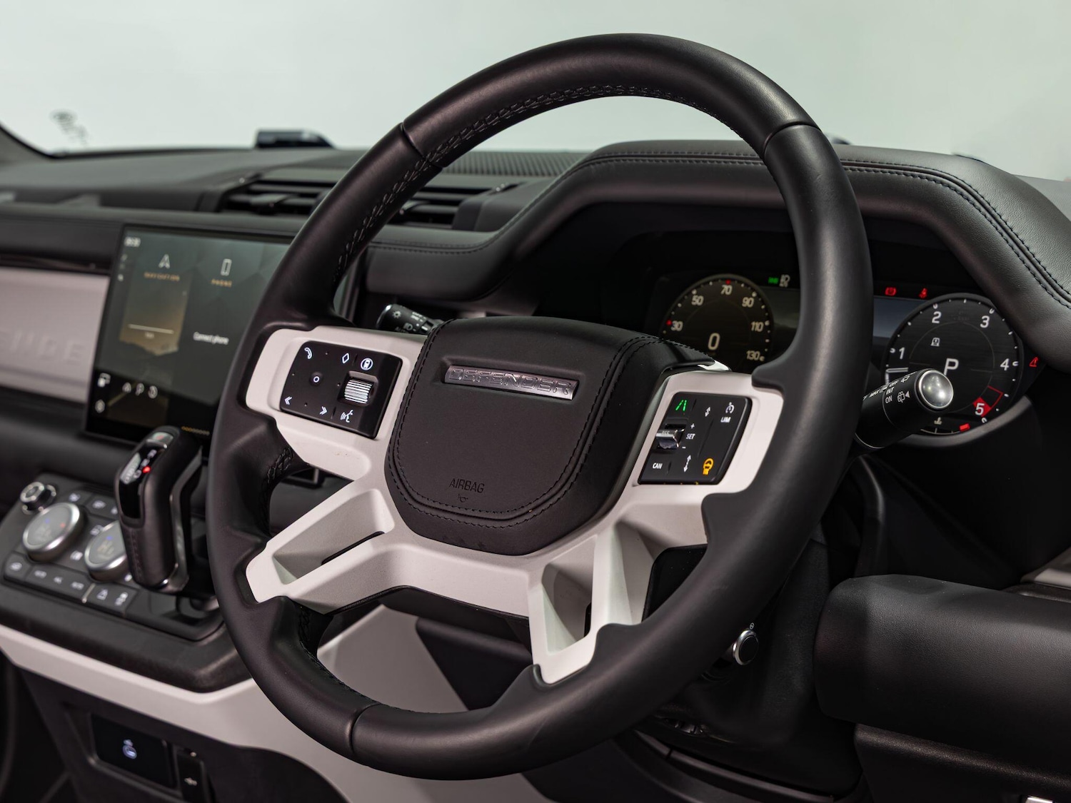 Used Land Rover Defender 110 2024 for sale - 77386563: Photo 10